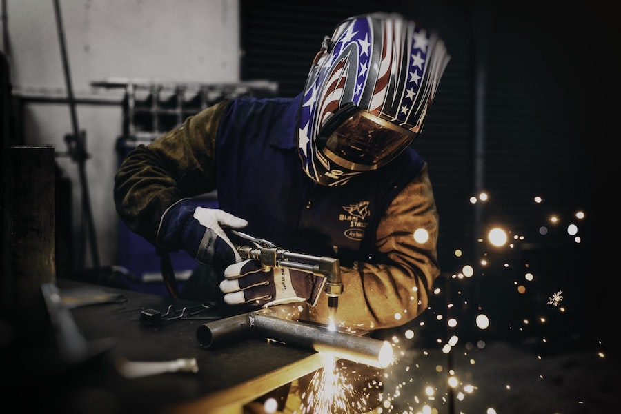 How Welding Helmets Work (And Why You Need One)
